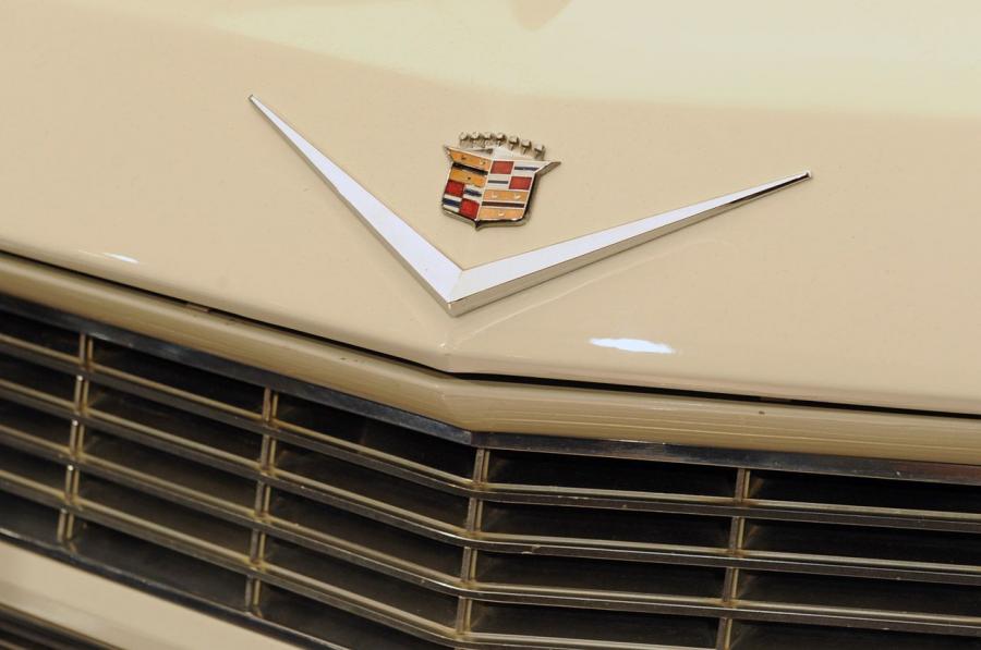 Cadillac JFK Hearse 1964 года  (фото 2 из 5)